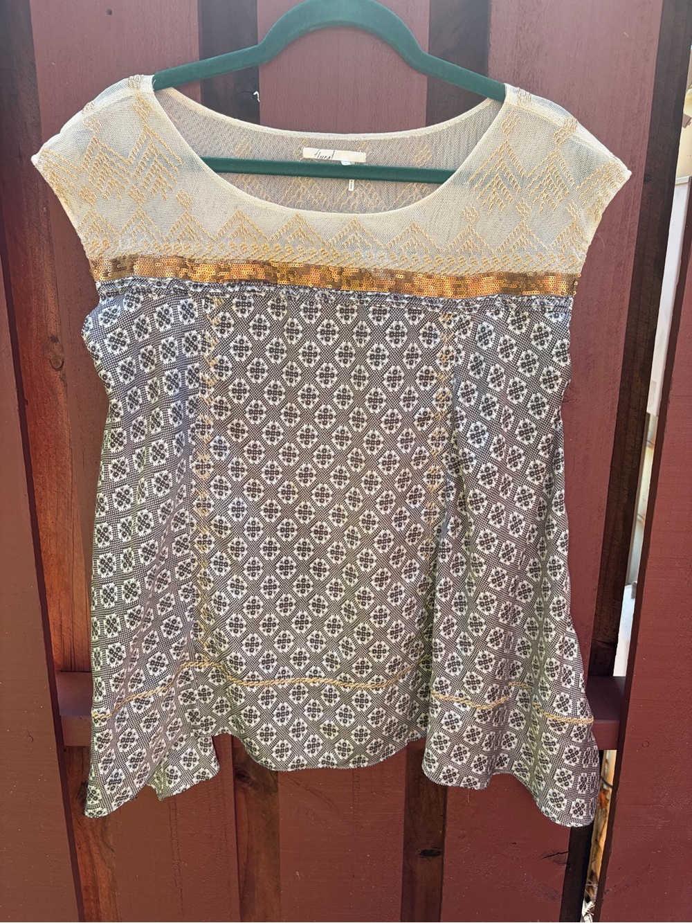 Floreat Cream and Gray Patterned Cap-Sleeve Tunic with Gold Trim